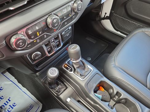 New 2026 Jeep Gladiator Sport image 24