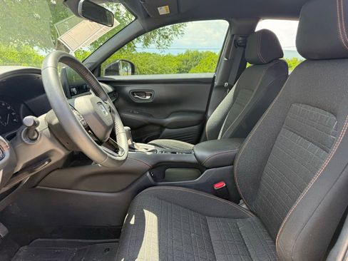 Used 2024 Honda HR-V Sport image 10
