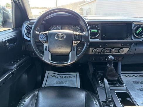 Used 2019 Toyota Tacoma TRD Sport w/ TRD Premium Sport Package image 14