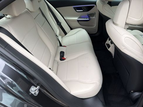 Used 2026 Mercedes-Benz C 300 4MATIC Sedan image 30