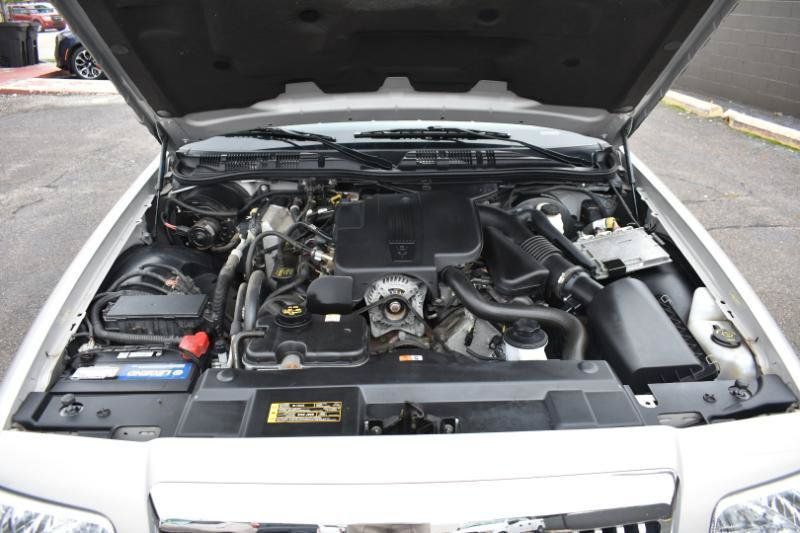 Used 2010 Mercury Grand Marquis LS RWD image 9