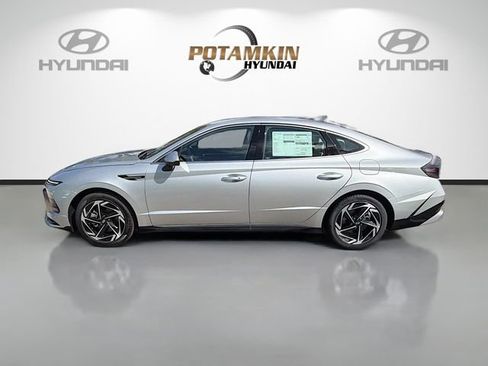 New 2026 Hyundai Sonata SEL FWD image 8