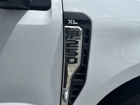 Used 2024 Ford F250 XL w/ XL Chrome Package RWD image 35