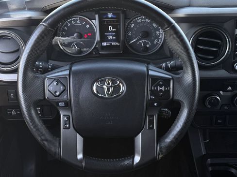 Used 2021 Toyota Tacoma TRD Off-Road image 13