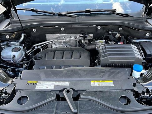 Used 2024 Volkswagen Atlas SEL Premium R-Line AWD/4WD image 22