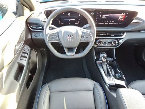 Used 2025 Buick Envista Sport Touring w/ Convenience I Package image 12
