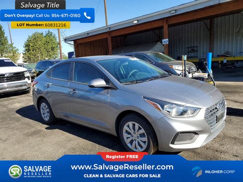 Used 2022 Hyundai Accent SE FWD image 5