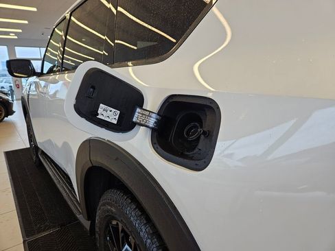 New 2026 Nissan Armada PRO-4X image 33