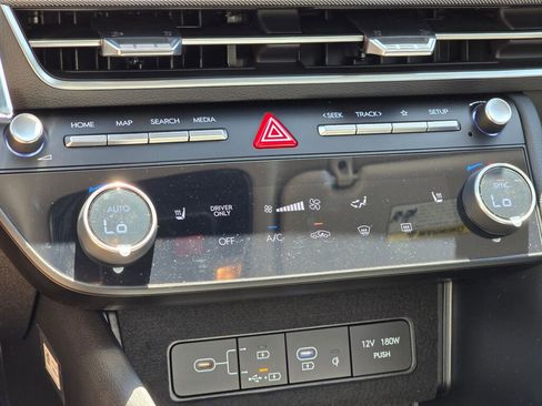 New 2025 Hyundai Sonata SEL image 24