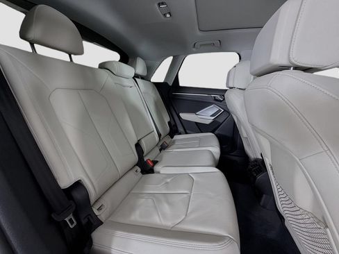 Certified 2025 Audi Q3 2.0T Premium AWD/4WD image 16