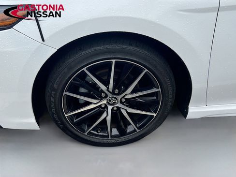 Used 2023 Toyota Camry SE image 37
