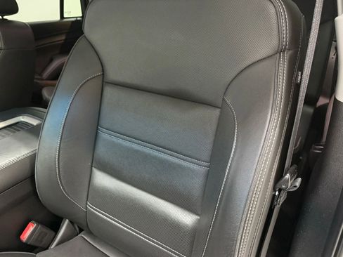 Used 2018 GMC Yukon Denali w/ Denali Ultimate Package image 18