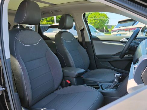 Certified 2023 Volkswagen Taos SE w/ Panoramic Sunroof Package FWD image 56