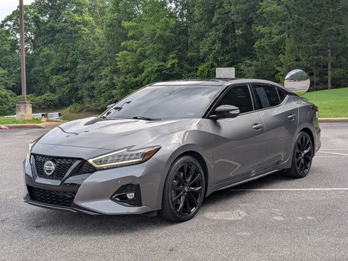 Used 2022 Nissan Maxima SR w/ Sport Mat Group FWD image 5