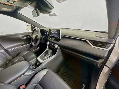 Used 2021 Toyota RAV4 XSE w/ XSE Grade Weather Package AWD/4WD image 30