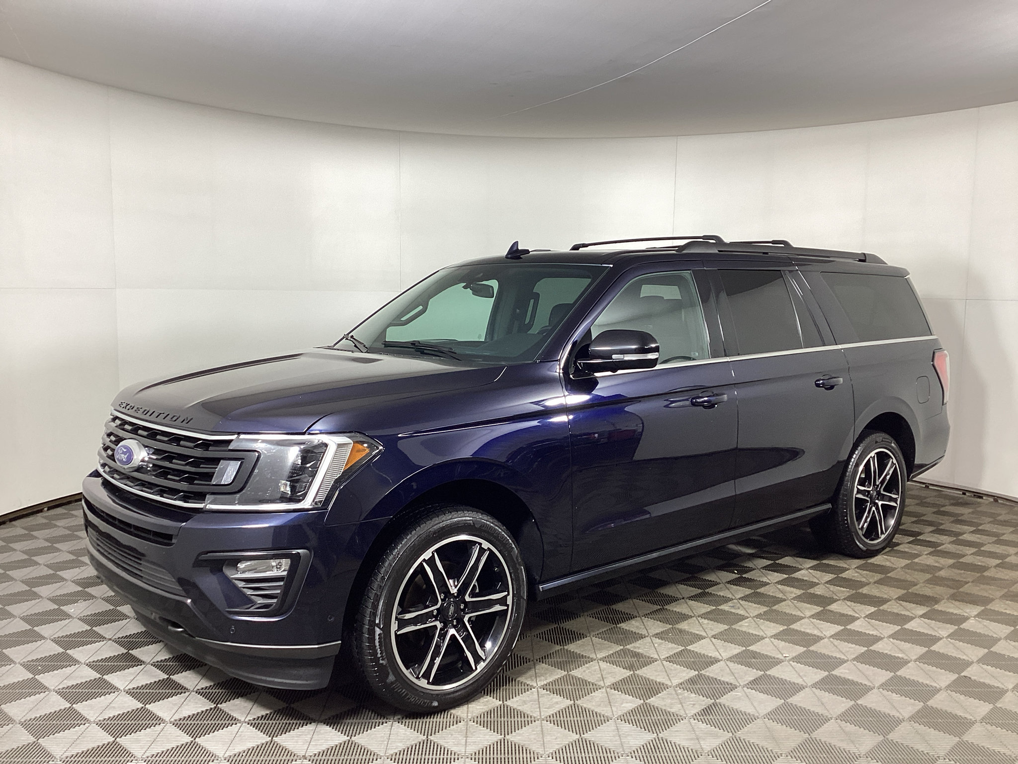 Used 2021 Ford Expedition Max Limited AWD/4WD image 5