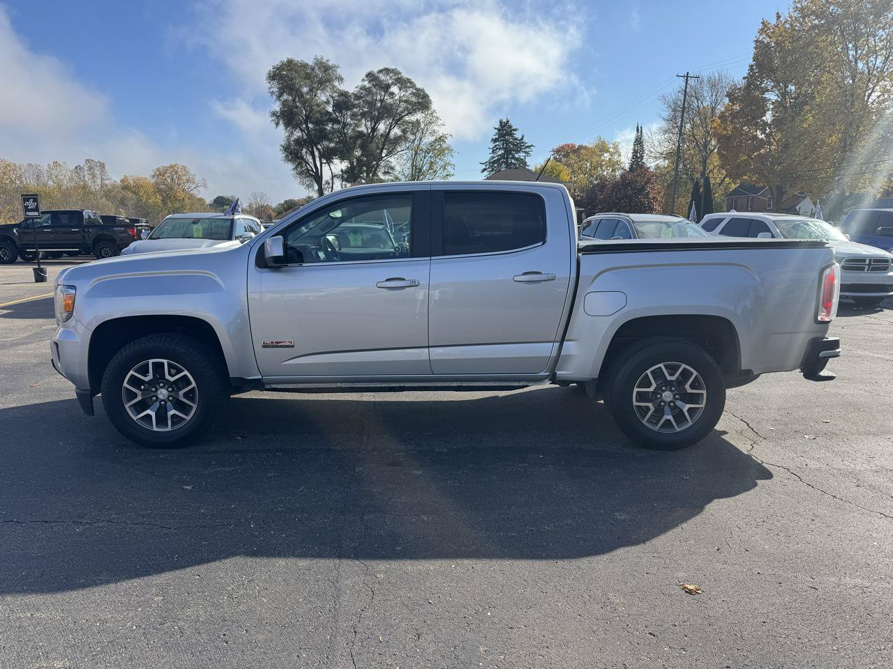 Used 2018 GMC Canyon All Terrain w/ Trailering Package AWD/4WD image 4