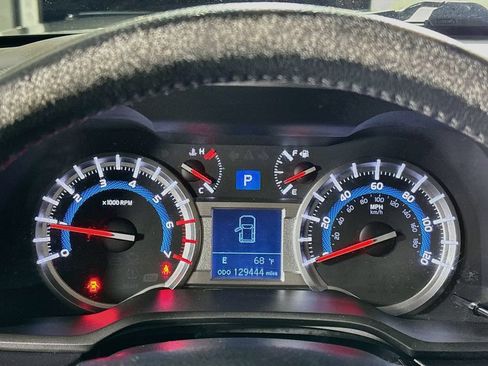 Used 2016 Toyota 4Runner SR5 RWD image 14