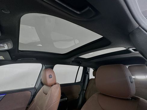 New 2026 Mercedes-Benz GLB 250 image 21
