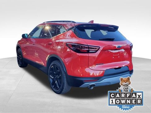 Certified 2024 Chevrolet Blazer LT w/ LPO, Black Grille Bar Package image 3