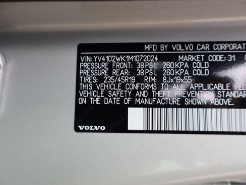 Used 2021 Volvo V60 T5 Cross Country w/ Climate Package image 48