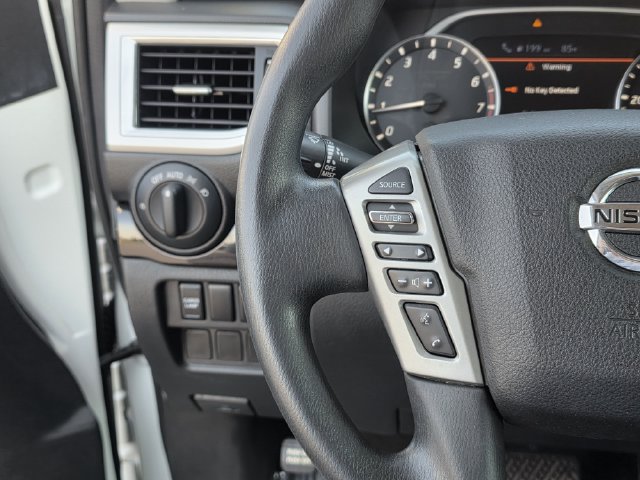 Used 2021 Nissan Titan SV RWD image 24