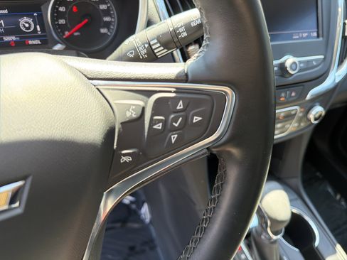 Used 2024 Chevrolet Equinox LT image 26