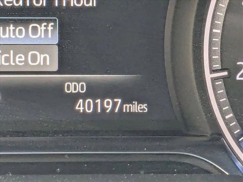 Used 2023 Toyota Venza XLE w/ Activity Package (TMS) image 6