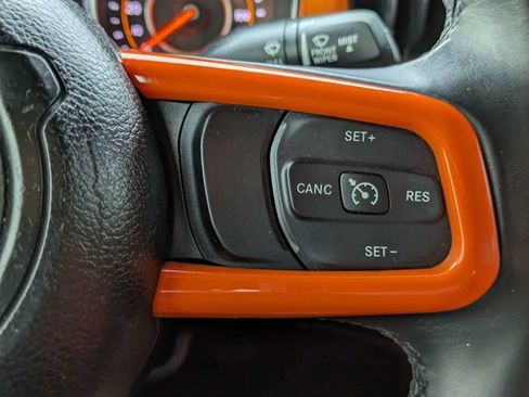Used 2018 Jeep Wrangler Unlimited Sport S AWD/4WD image 25