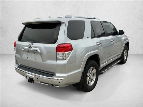 Used 2013 Toyota 4Runner SR5 w/ Convenience Pkg AWD/4WD image 5