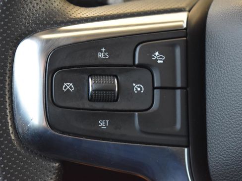 Used 2025 Chevrolet Blazer LT AWD/4WD image 7
