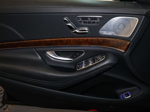 Used 2016 Mercedes-Benz S 550 4MATIC Sedan image 7