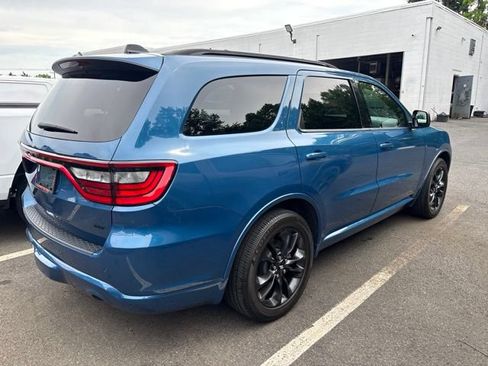 Certified 2025 Dodge Durango GT w/ Blacktop Package RWD image 4
