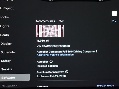 Used 2022 Tesla Model X Plaid image 33