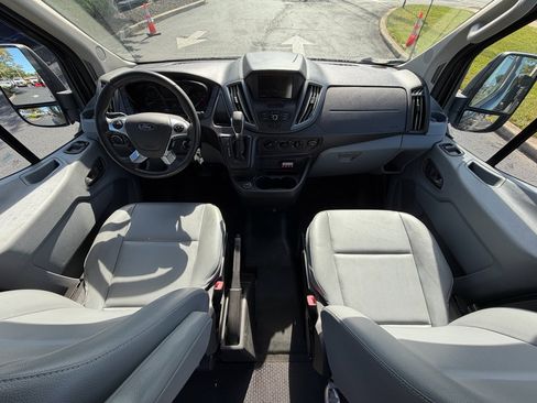 Used 2017 Ford Transit 350 XL image 24