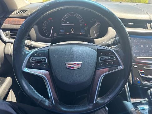 Used 2018 Cadillac XTS Luxury FWD image 7