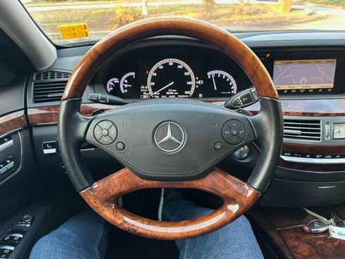 Used 2010 Mercedes-Benz S 550 image 28