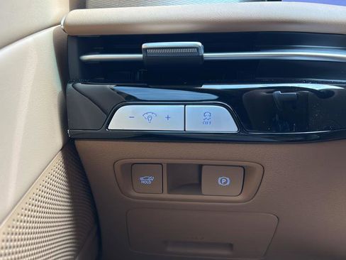 New 2026 Genesis G80 2.5T Advanced image 27