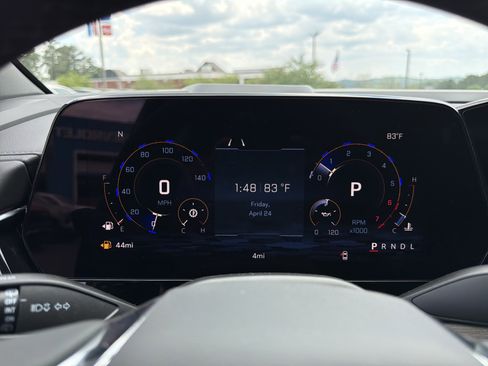 New 2026 Chevrolet Suburban LS RWD image 27
