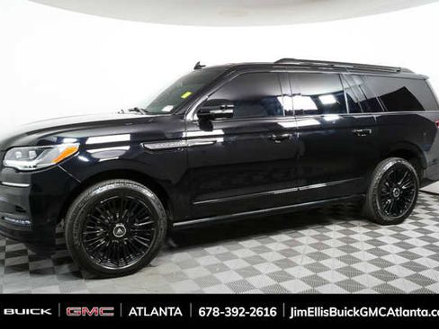 Used 2022 Lincoln Navigator L 4WD image 28