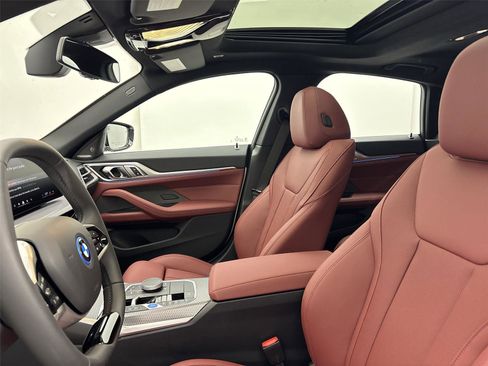 Used 2025 BMW i4 xDrive40i w/ Premium Package image 24
