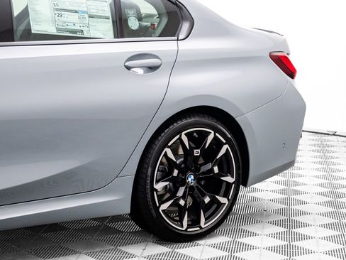New 2026 BMW 330i xDrive Sedan w/ M Sport Package image 31