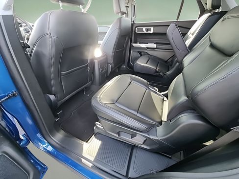 Certified 2023 Ford Explorer XLT w/ Equipment Group 202A AWD/4WD image 20