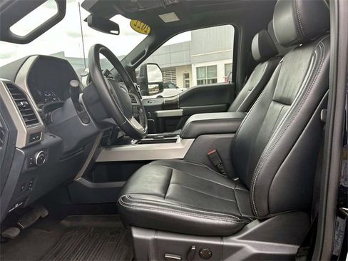 Used 2022 Ford F250 Lariat w/ Tremor Off-Road Package image 9