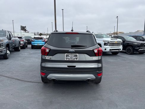 Used 2019 Ford Escape SEL image 4
