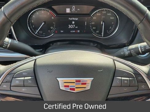 Certified 2022 Cadillac XT5 Premium Luxury AWD/4WD image 14