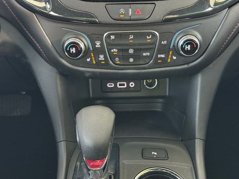 Used 2023 Chevrolet Equinox RS w/ RS Leather Package image 31