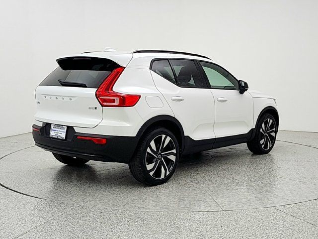 Used 2023 Volvo XC40 B5 Ultimate w/ Climate Package AWD/4WD image 5