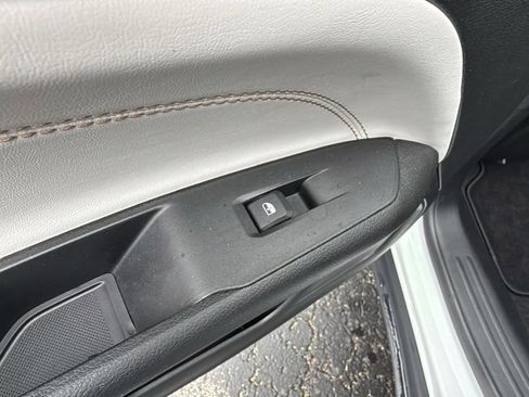 Used 2022 Jeep Compass Limited w/ Sun and Sound Group image 34