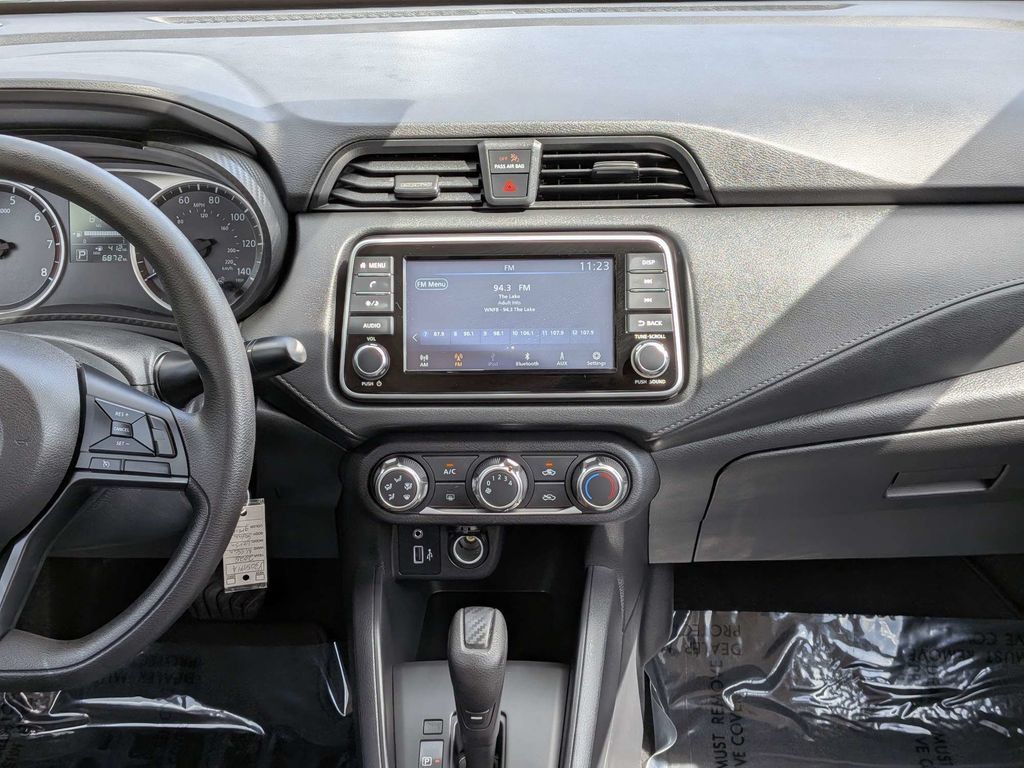 Used 2025 Nissan Versa S w/ Trunk Package FWD image 16